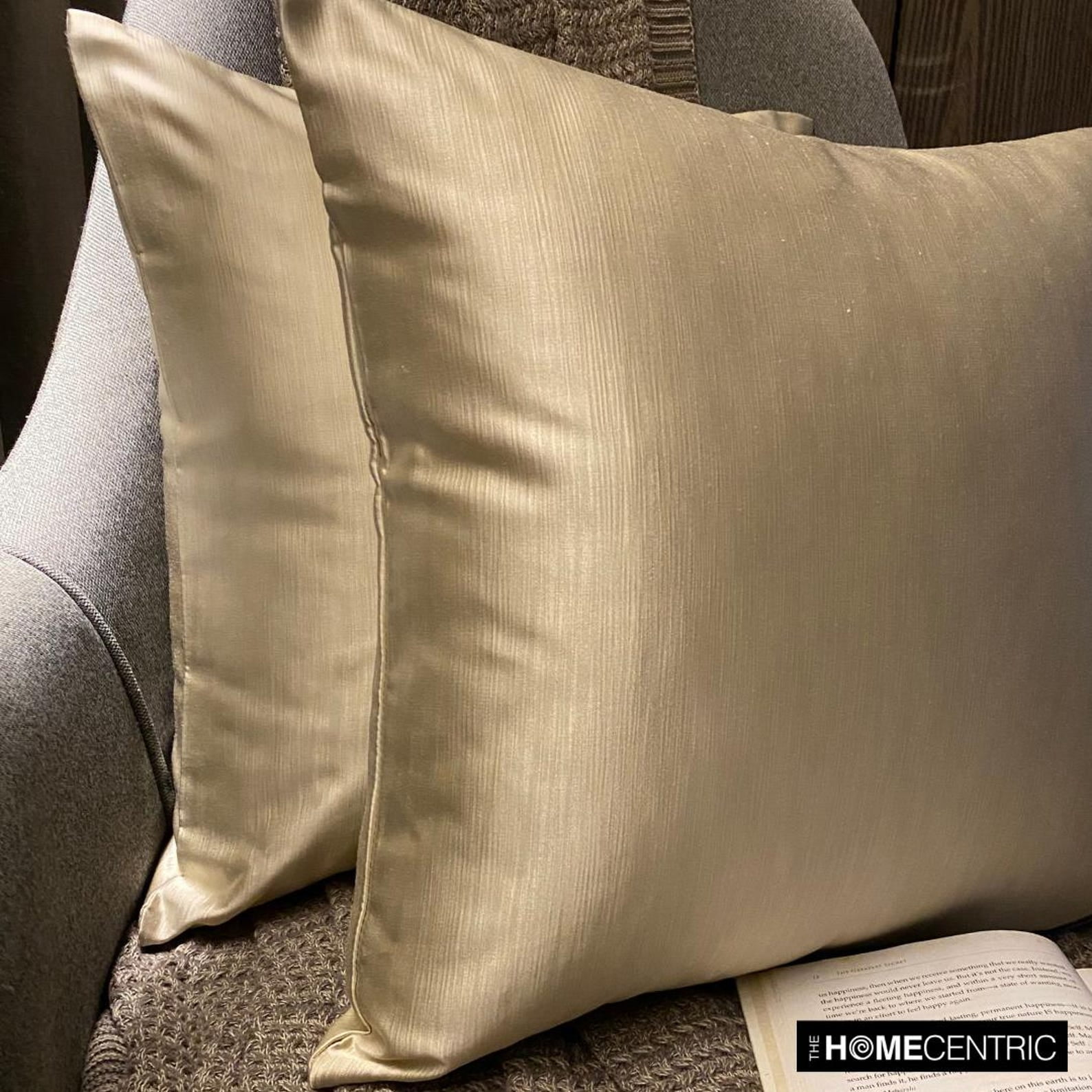 The HomeCentric Decorative Pillow Cases Cream Pack of 2, 18"x18" (45x45 cm) Satin Solid Throw Pillow Cover For Sofa, Solid Modern Style - Cream Satin Slub