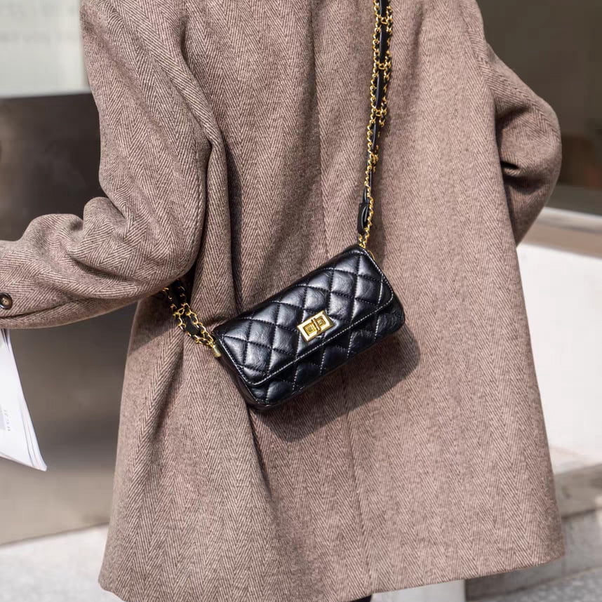 First layer waxed cowhide small square bag small Chanel style large diamond chain bag high grade genuine leather women s bag tofu bag Walmart