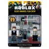 Roblox Celebrity Collection - Bloxy Awards: Film Crew Game Pack [Includes Exclusive Virtual Item]