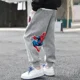 thumbnail image 1 of Pantalones deportivos lindos para niños con animación periférica de Marvel Spider-Man, pantalones deportivos de polar geniales con personalidad creativa para niños, 1 of 6