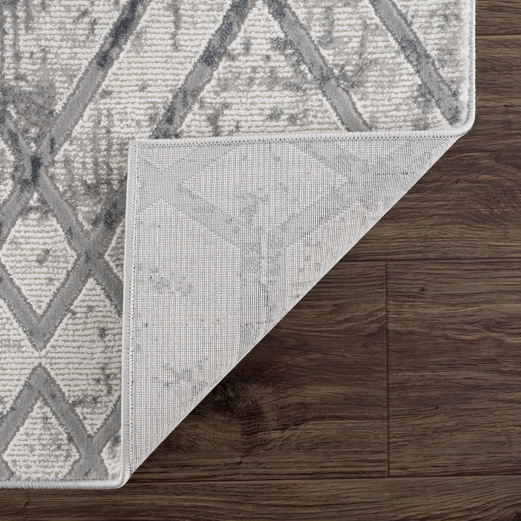 United Weavers Amir Amrita Modern Geometric Accent Rug, Grey, 1'10" x 3'
