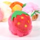 thumbnail image 2 of Cepillo de malla con forma de fruta colorida, bola de ducha, esponja exfoliante para limpieza corporal #fresa, 2 of 3