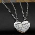 thumbnail image 4 of Collar con colgante de corazón de plata con forma de madre e hija, regalo para el día de la madre, para mujer --- Código de producto 45573, 4 of 5