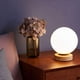 thumbnail image 2 of Lámparas de mesa minimalistas nórdicas creativas, lámpara de noche de madera con bola de cristal blanco, lámpara de lectura con protección para los ojos, con interruptor, luz nocturna de iluminación decorativa (redonda) esquí esquí Gafas de esquí, 2 of 5