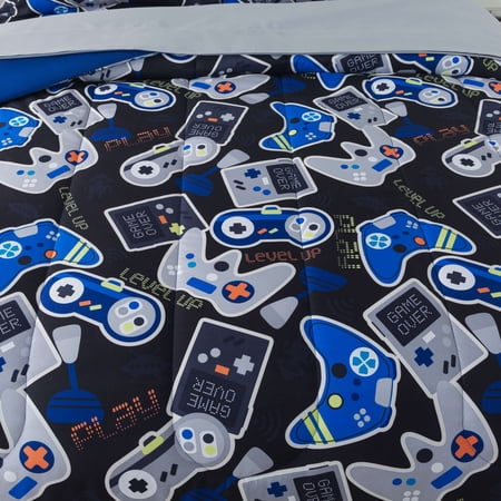 YOUR ZONE GLOW IN THE DARK 7-PIECE GAMER BEDDING SET FOR KIDS WITH FABRIC STORAGE BAG, FULL