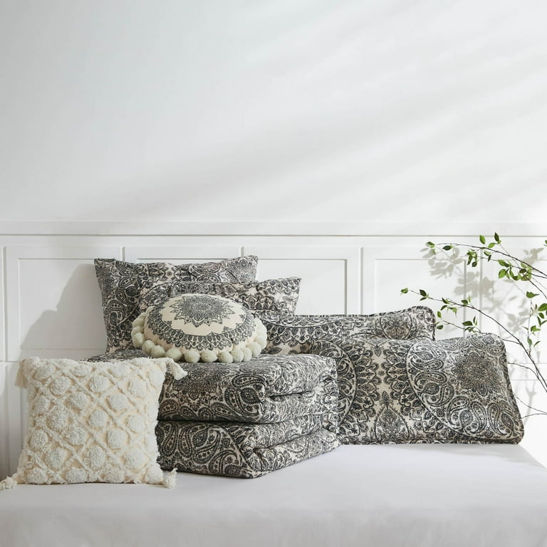 Southshore Fine Living Inc. Oversized King Quilt Bedding Set 7 Pieces with 2 Pillow Shams 2 Euro Shams 2 Throw Pillows Boho Bedding Set for King