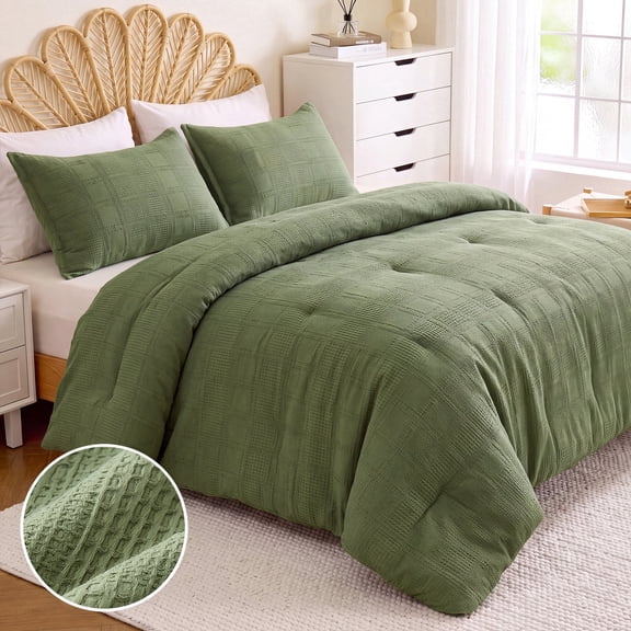 Regency Heights Waffle Weave Comforter Set, Textured Lightweight Comforter Bed Set, 3-Piece Classic Waffle Textured Bedding Set with Pillow Sham for All Season, Full/Queen, Green