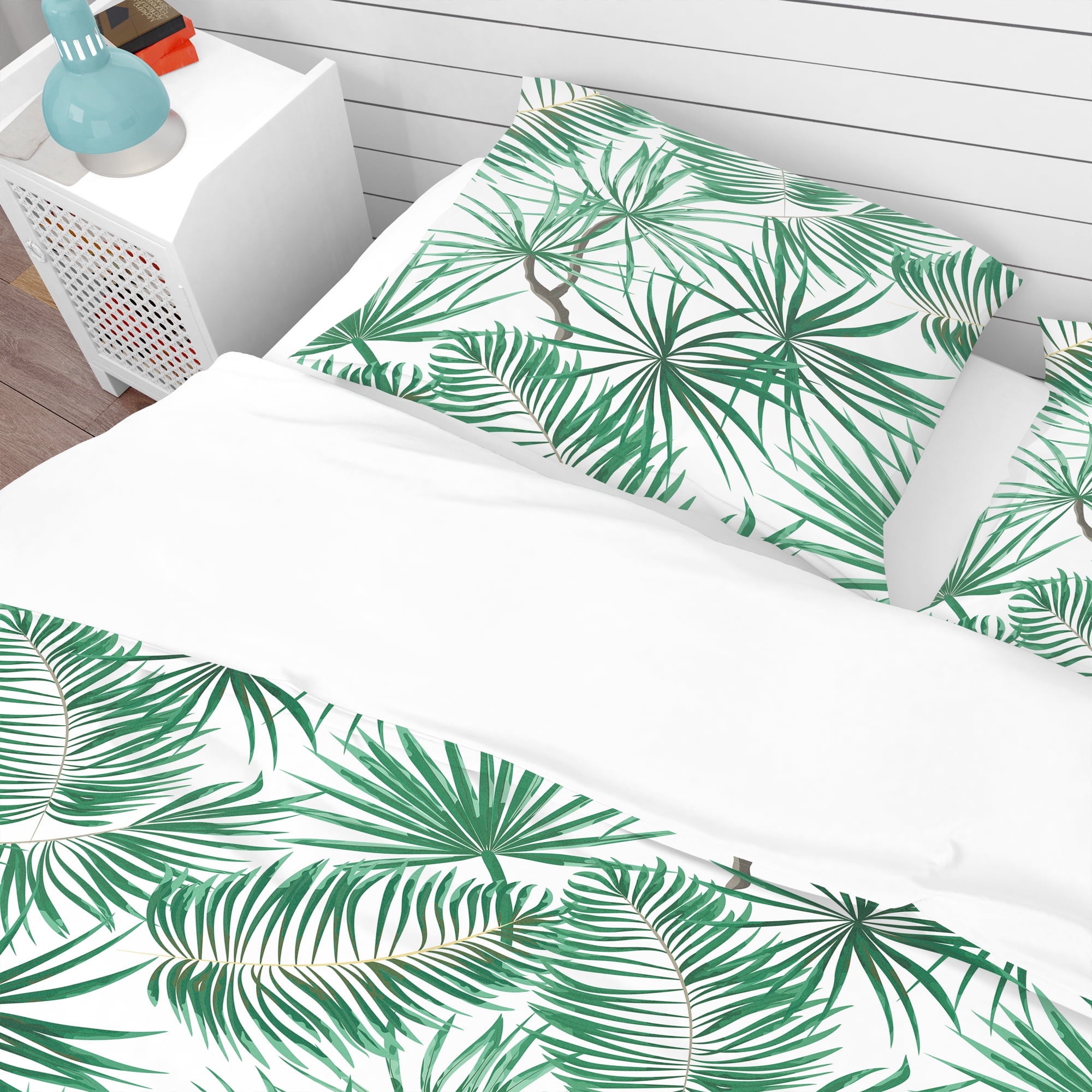 Designart 'Bright Green Tropical Leaves' Tropical Duvet Cover Set
