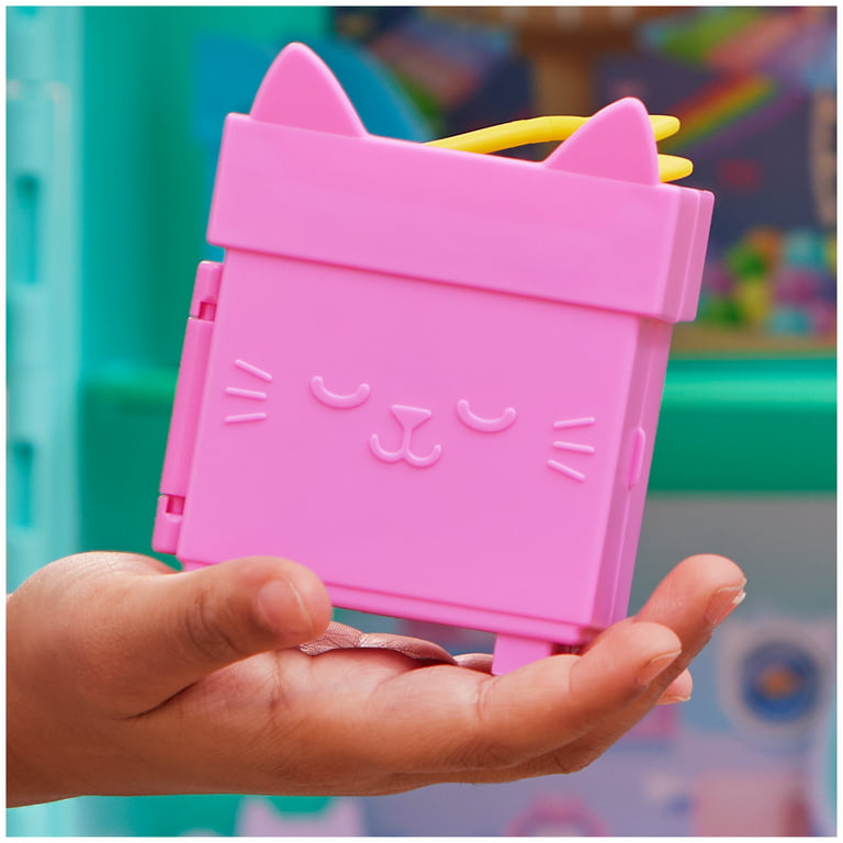 New Shopkins Collectors Case with 2 exclusives - Depop