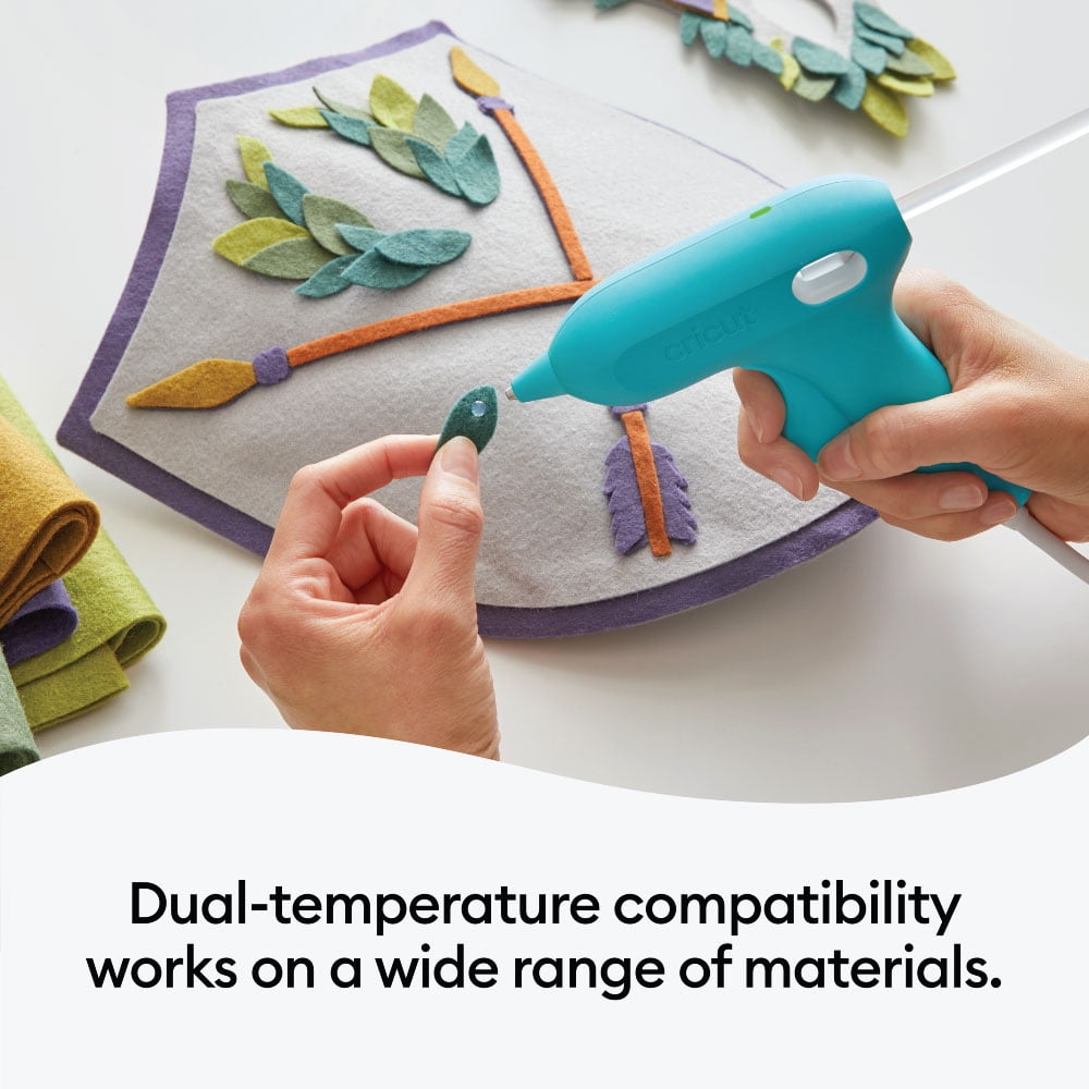 Cricut® Mini Glue Sticks (30 ct)