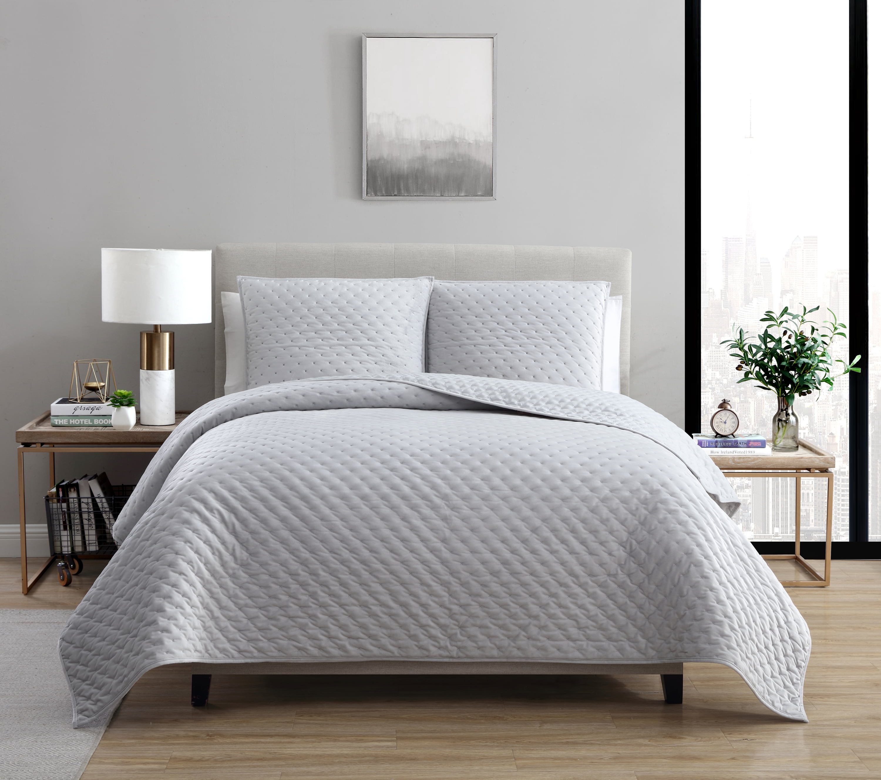 VCNY Home Dreamy Lux Solid Plush Quilt Set, King, Grey