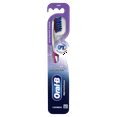 thumbnail image 4 of Oral-B Toothbrush, 3D White Deep Stain Remover, Soft, 1 Count, 4 of 9