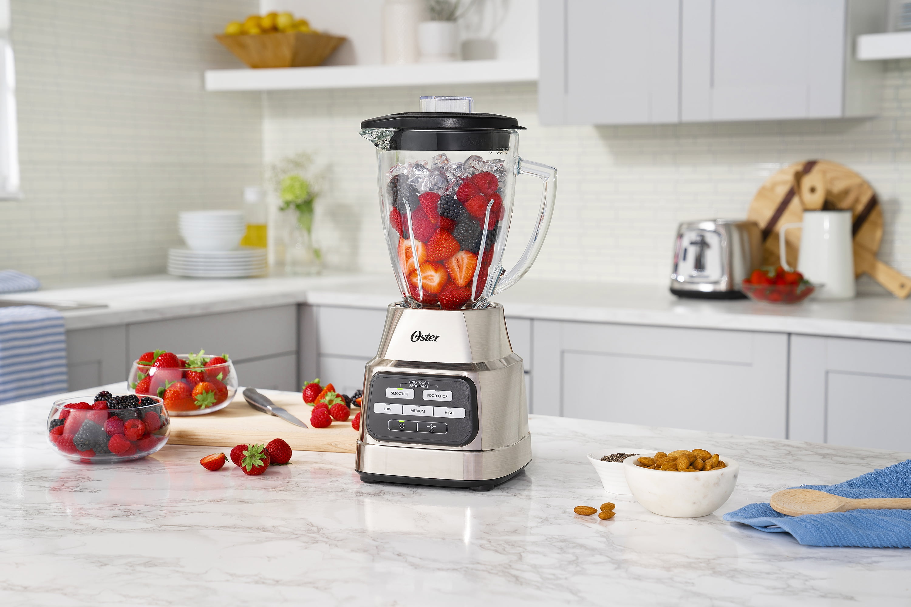 Oster One-Touch Blender with Auto-Programs and 6-Cup Boroclass Glass Jar - 3