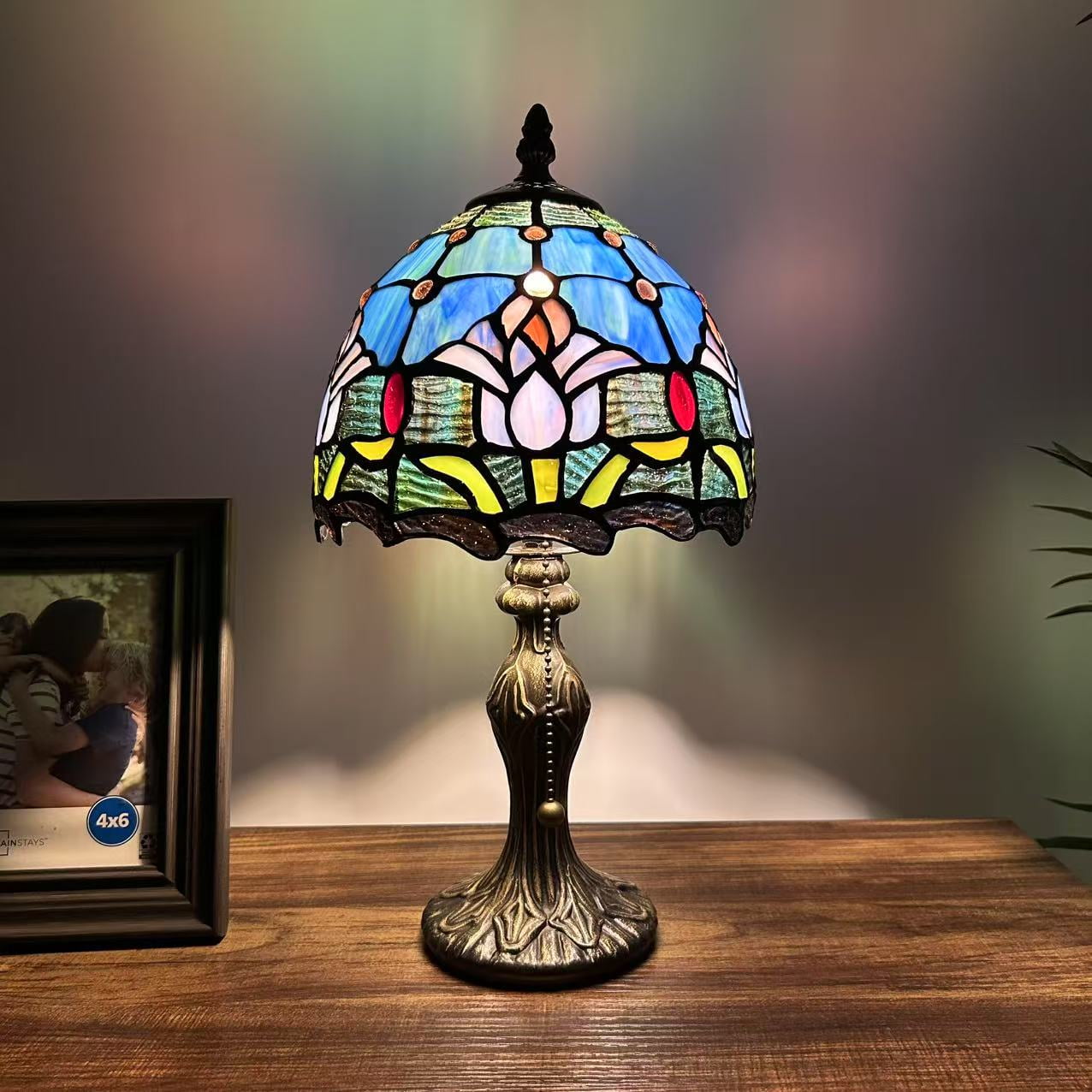Gracewood Hollow Asdreni 20-inch Stained Glass Tiffany Lamp - 14