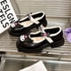 thumbnail image 1 of Zapatos de cuero pequeños para niñas 2024, nuevos zapatos de princesa fragantes pequeños para niños de primavera y otoño, zapatos de suela blanda para niñas de estilo primaveral que salen a la calle, 1 of 5
