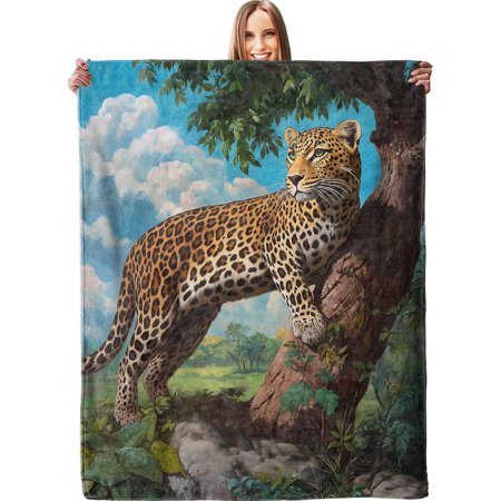 Aesthetic Cheetah Theme Throw Blanket - Fuzzy, Plush, Soft, Comfy, Warm, Lightweight Flannel Blanket for Couch, Sofa, Bed, Outdoor, Office, Home Decor Ideal Gift for Everyone 50''×60''