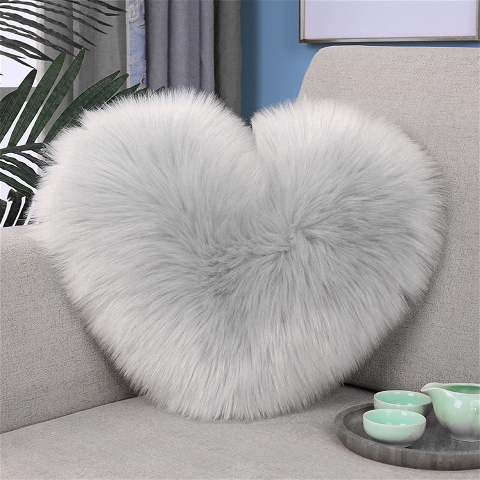 Unittype Heart Throw Pillow 2 Pieces 20 x 15.7 Inch Faux Bunny Fur  Decorative Pillow Heart Shaped Fluffy Pillows Soft Cute Pillows for Bedroom