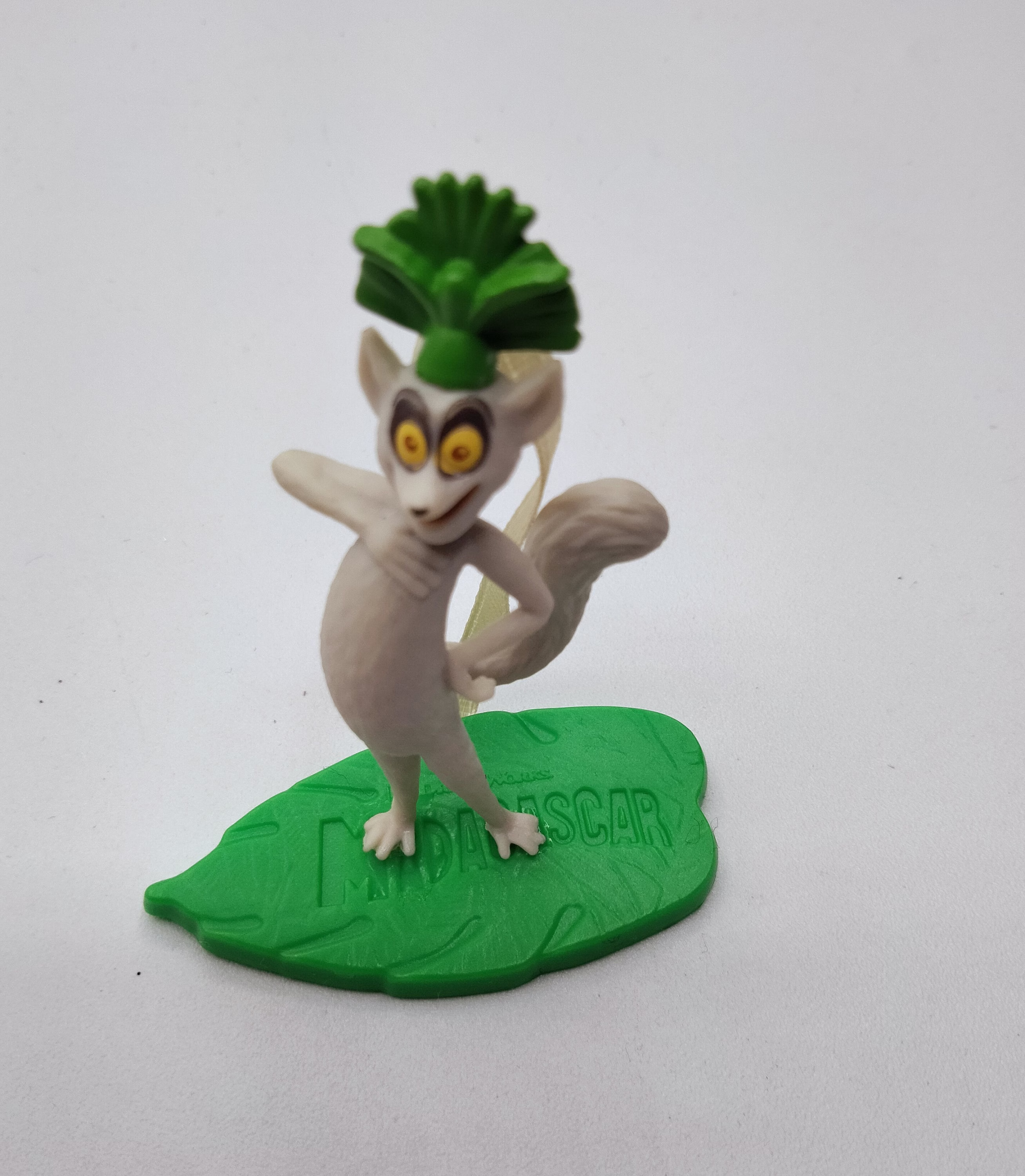 King Julien FROM THE MOVIE MADAGASCAR 2.5" PVC Key Ring Keyring Figure Figurine New