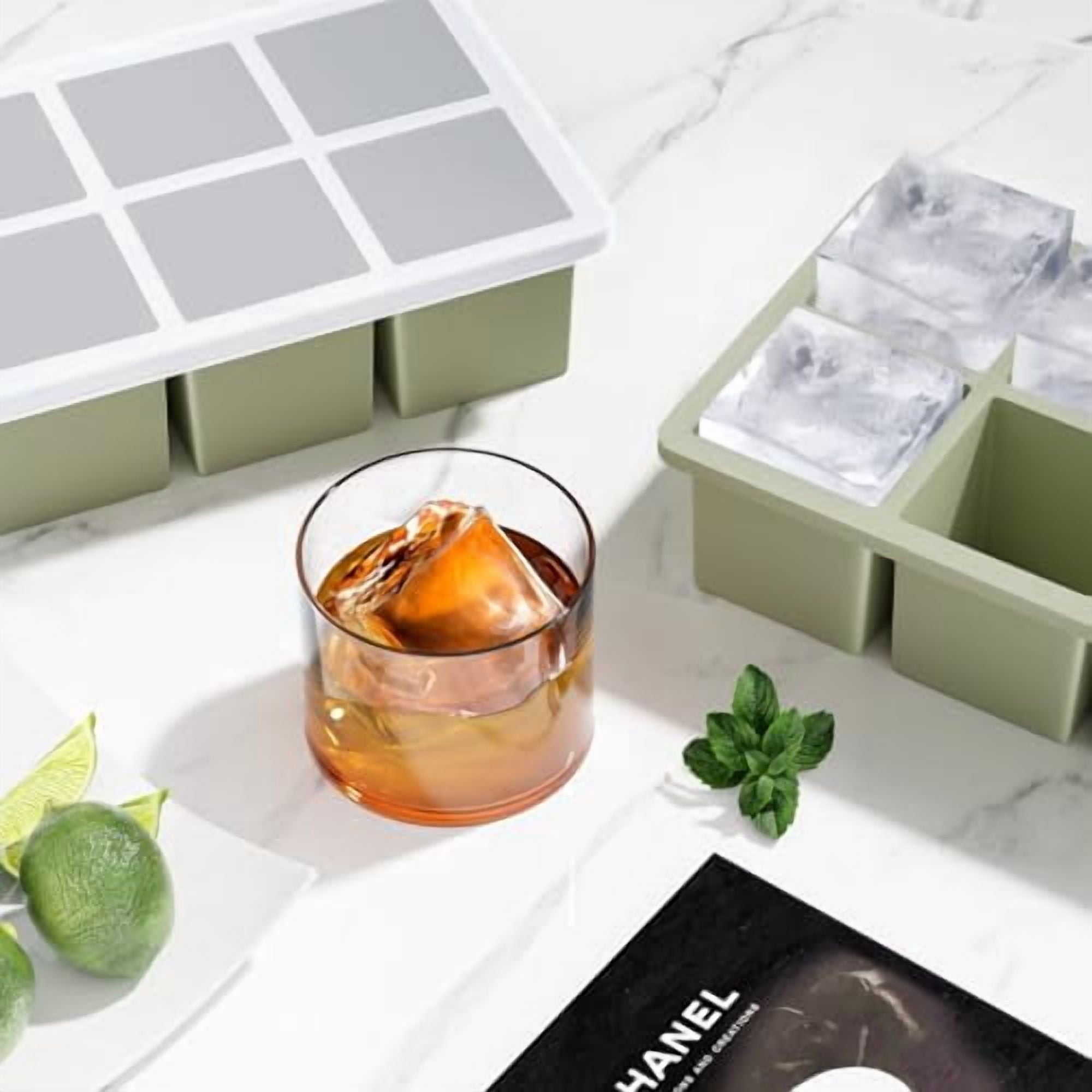 Large Square Silicone Ice Cube Tray with Lid, 2-Pack Big Ice Cube Maker for Whiskey Cocktails, 2-Inch Huge Ice Mold Tray for Old Fashioned Drinks & Cold Beverages