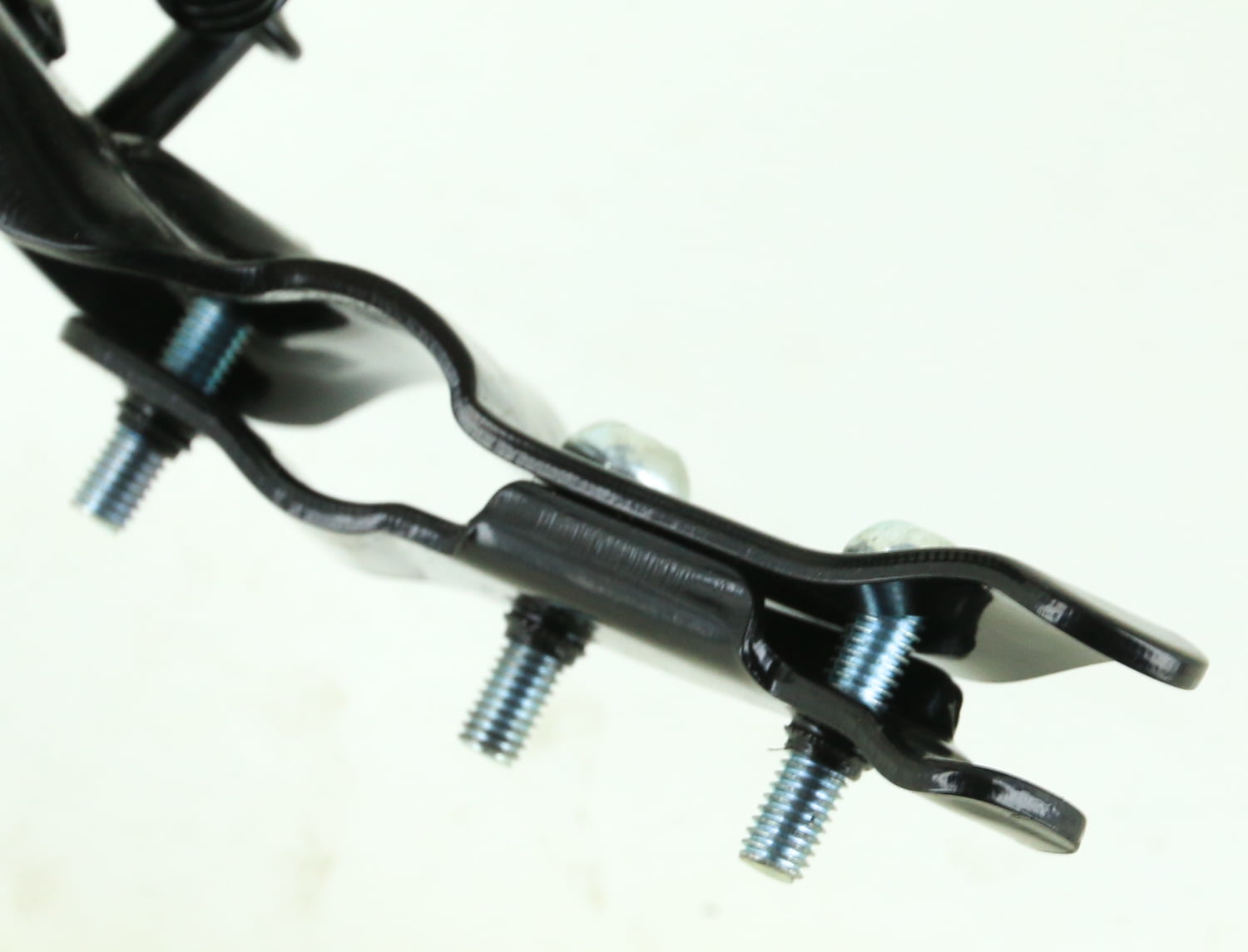 nuvo kickstand