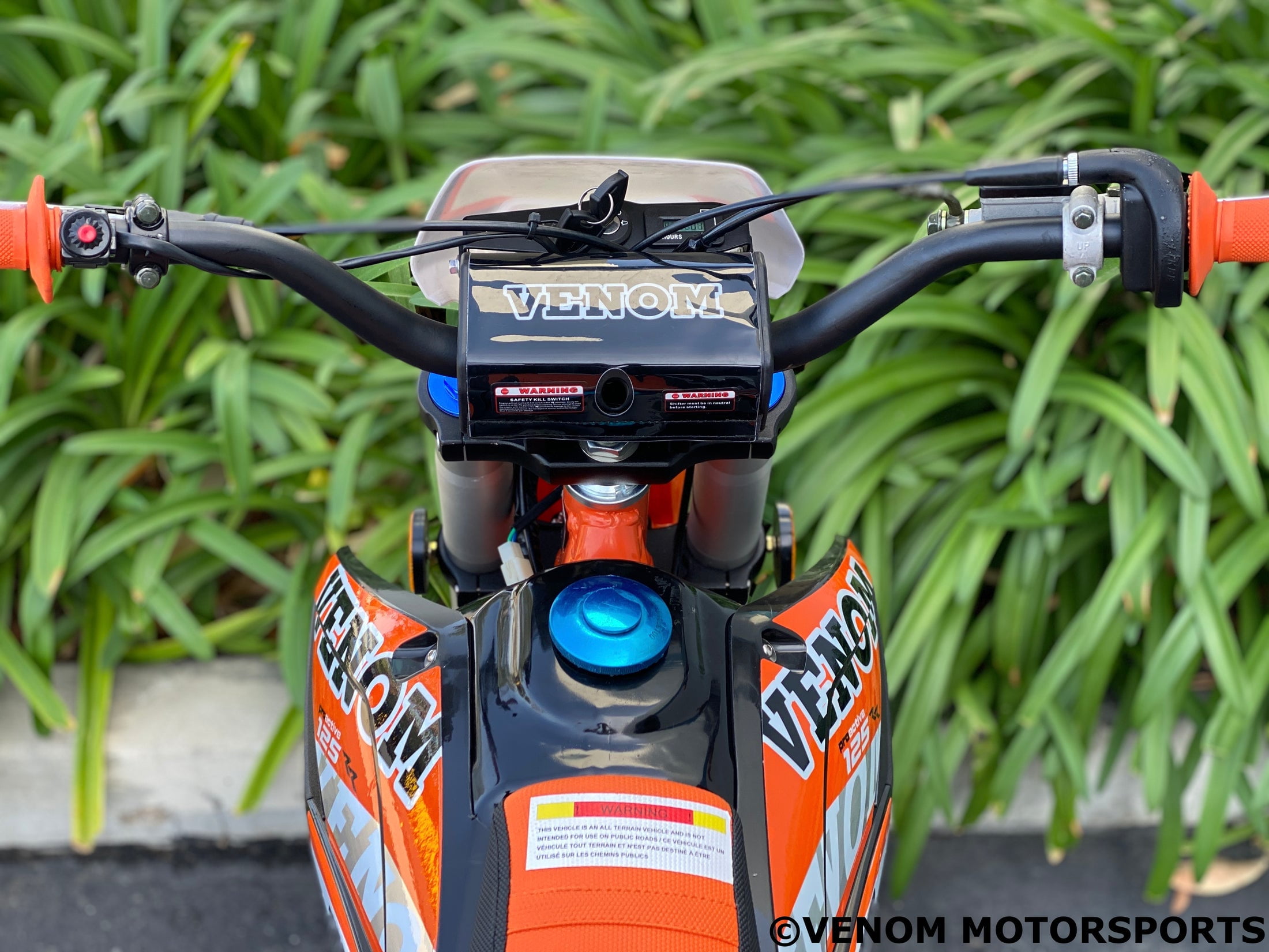 Venom Thunder 125cc Dirt Bike – 4-Speed Manual Transmission, Off-Road Ready
