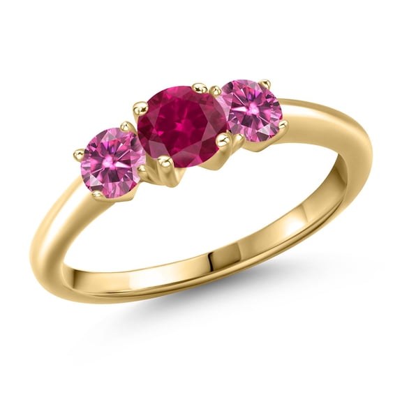 Gem Stone King 10K Yellow Gold Red Created Ruby and Pink Moissanite Engagement Ring for Women | 1.06 Cttw | Round 5MM | Gemstone July Birthstone | Size 6