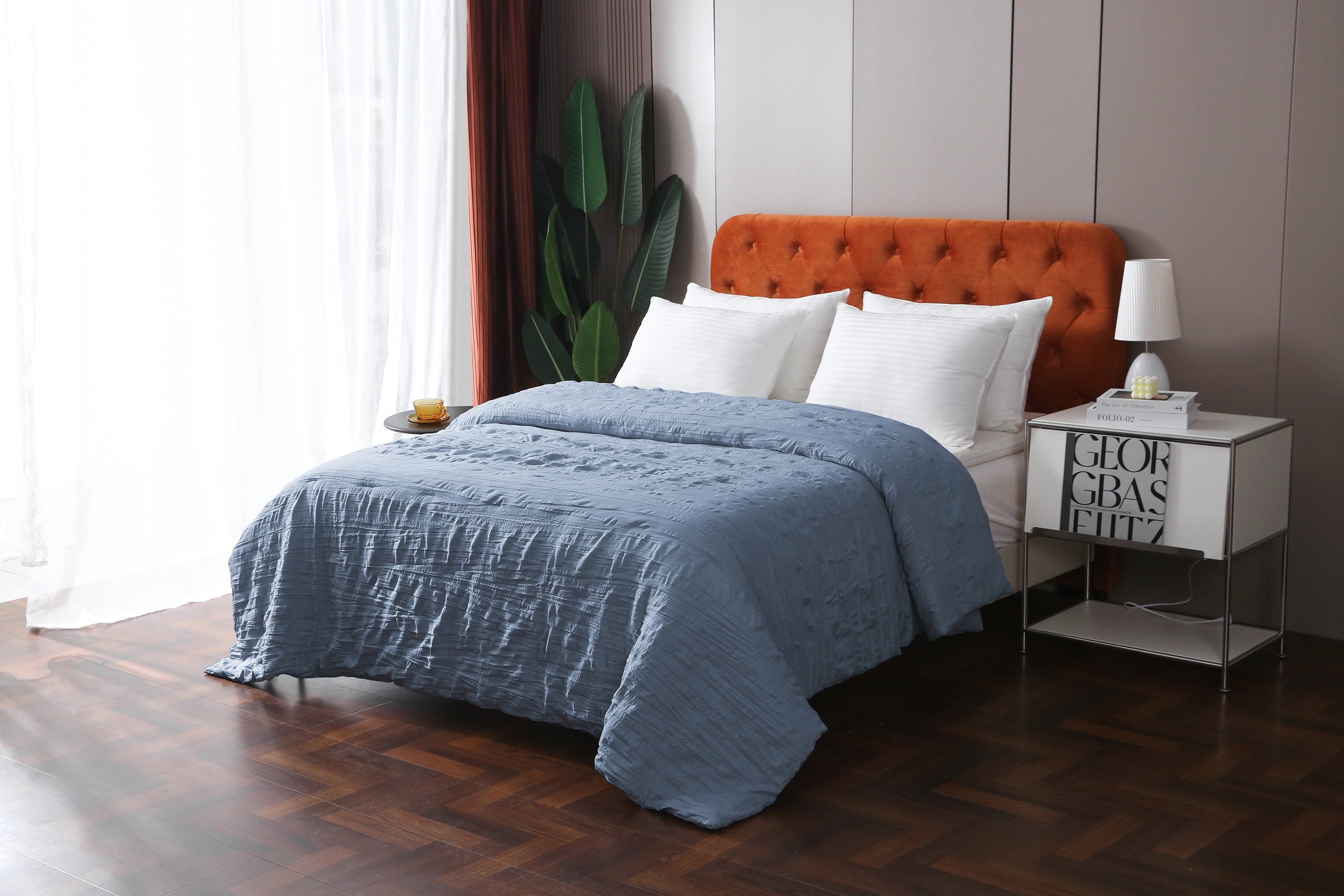 Crinkled Down Alternative Blanket