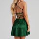 thumbnail image 5 of Vestido de satén con cuello cuadrado y tirantes finos para mujer - Vestido de fiesta mini con volantes y lazo en la espalda - Poliéster, para discotecas/fiestas/citas - Tallas de la S a la L, 5 of 6