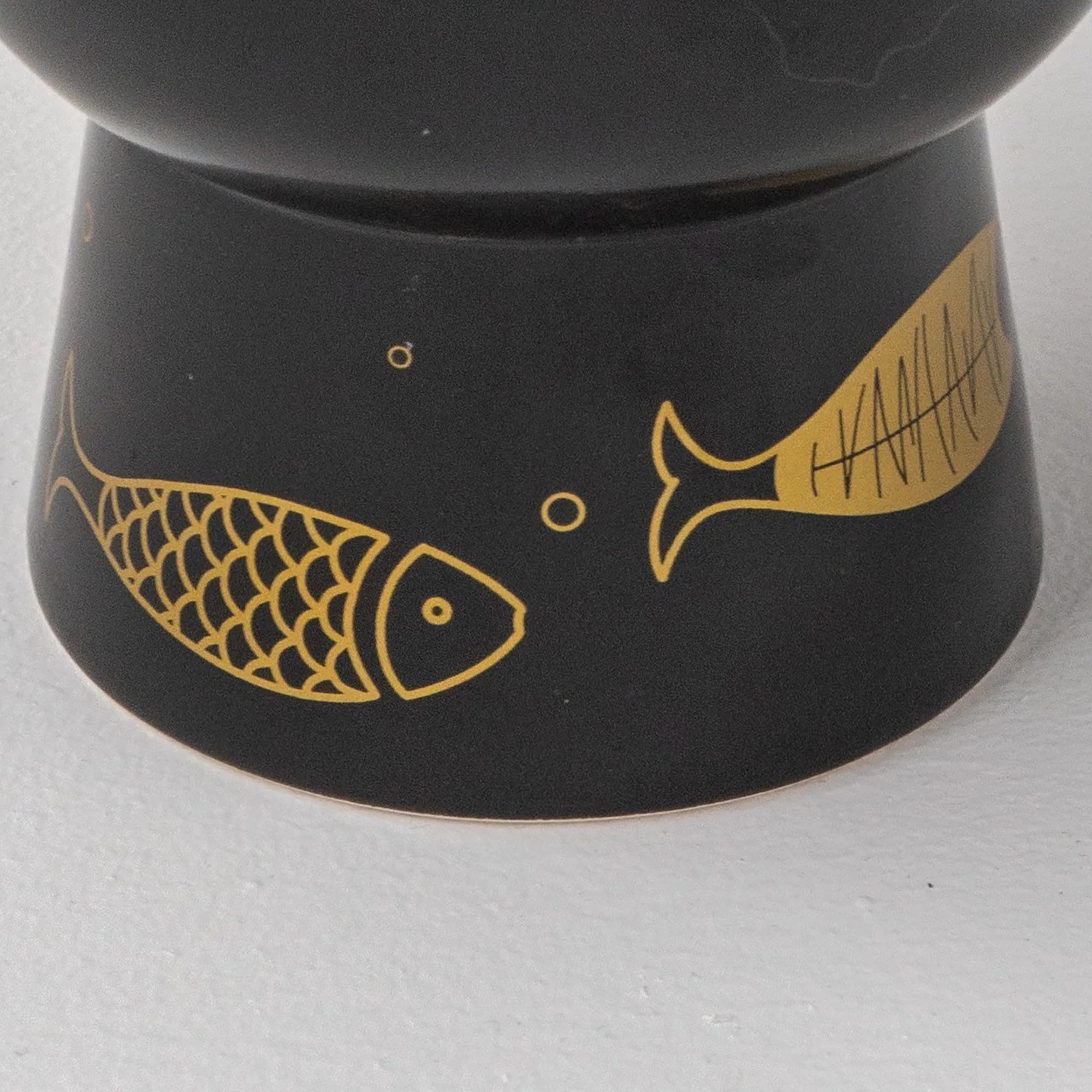 Dexypaws: Elevated Ceramic Cat Bowl - Black & Gold Fish - 7oz - Pet Feeding Dish, Meals, Food & Water, Ergonomic Height, Stylish, Shallow & Raised