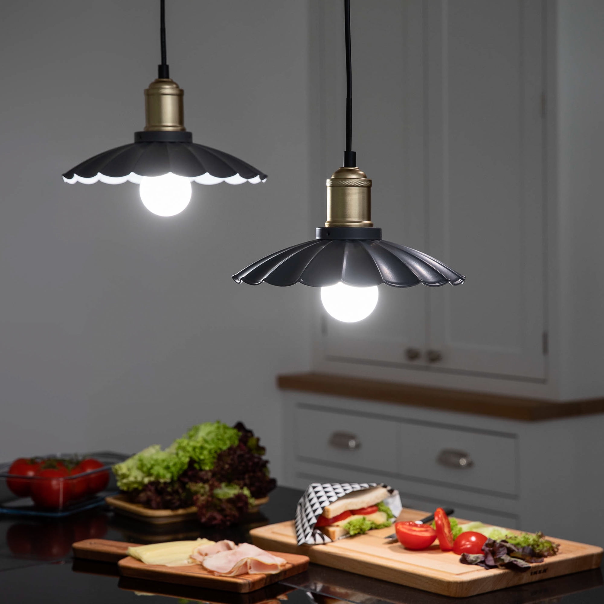 Sylvania LED A19 Reduced Eye Strain Light Bulb, 40W, Dim, Daylight,1Pk