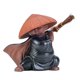 thumbnail image 5 of Pequeña estatua de monje escultura de té mascota arcilla Buda monje figurita adorno para Negro, 5 of 9
