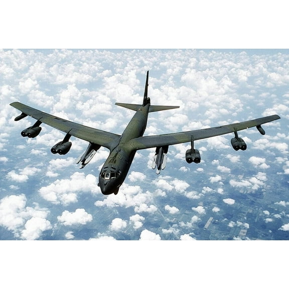 B-52G / B-52 Stratofortress Bomber - 12x18 Inch Laminated Aviation Poster - Stunning Detail and Bold Colors