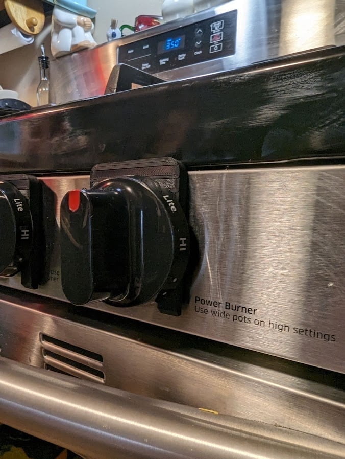 The Knob Stopper - Medium Size - Color Black - Stove Safety Guards