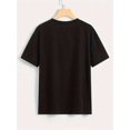 thumbnail image 2 of Camiseta "Abuela Orgullosa de un Graduado de 2025" - Tejido de algodón negro con letras doradas brillantes, birrete de graduación y diseño champán - Camiseta informal de cuello redondo y manga corta p, 2 of 6