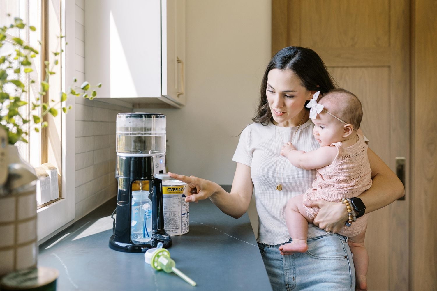 Dr. Brown's Insta-Prep Warm Water Dispenser, Large Capacity Glass Tank with 3 Temperature Settings, 1-Pack, 1.5 litres