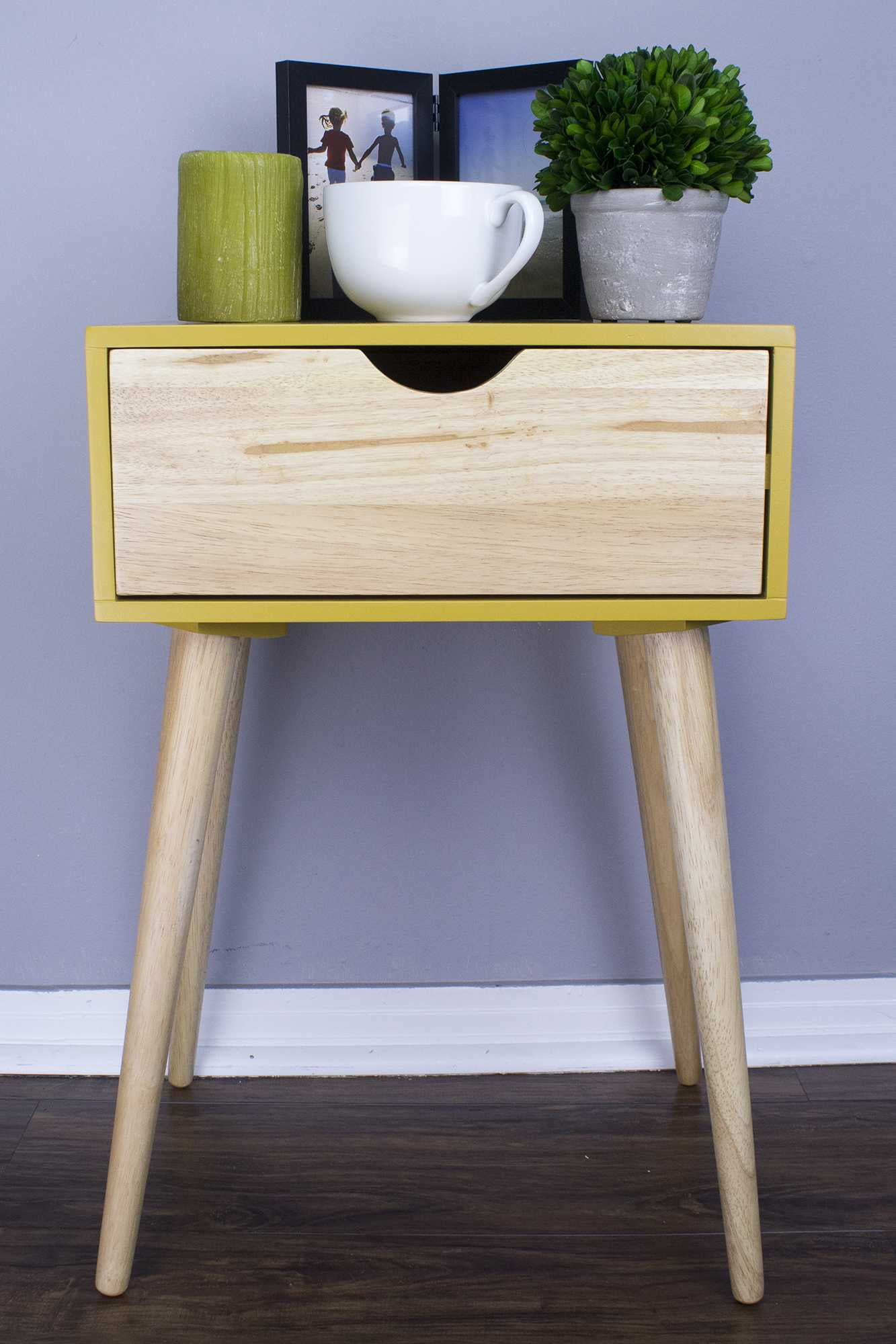 24' Yellow End Table with 1 Drawer