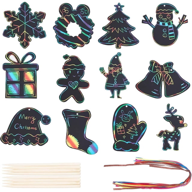 Juego de 24 piezas de papel para rascar de arcoíris navideño de 12 estilos, papel mágico negro para rascar, suministros para manualidades, decoración colgante, lápiz de madera