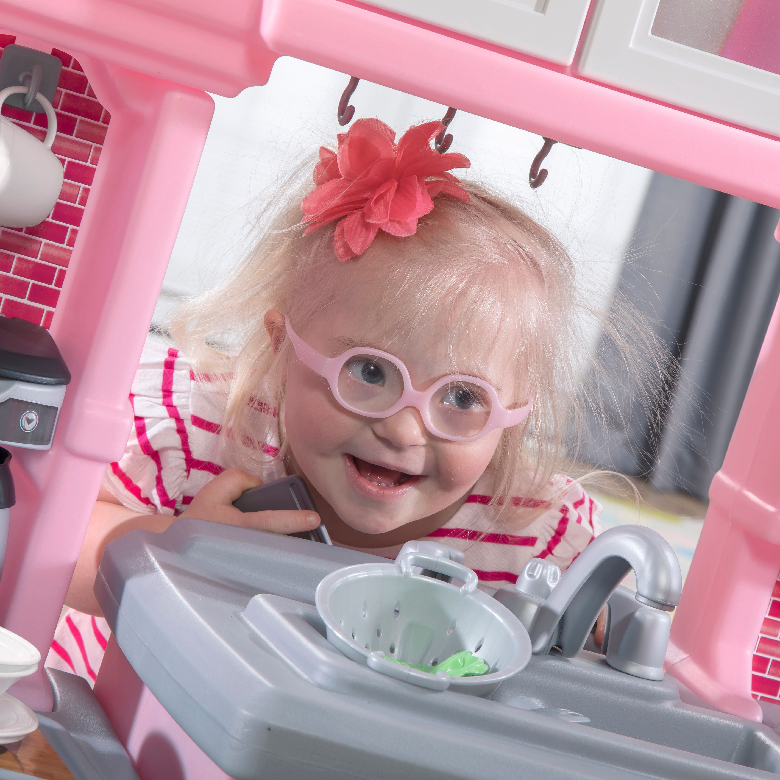Step2 Great Gourmet Play Kitchen with Storage Bins and Accessory Play Set - Pink - 3