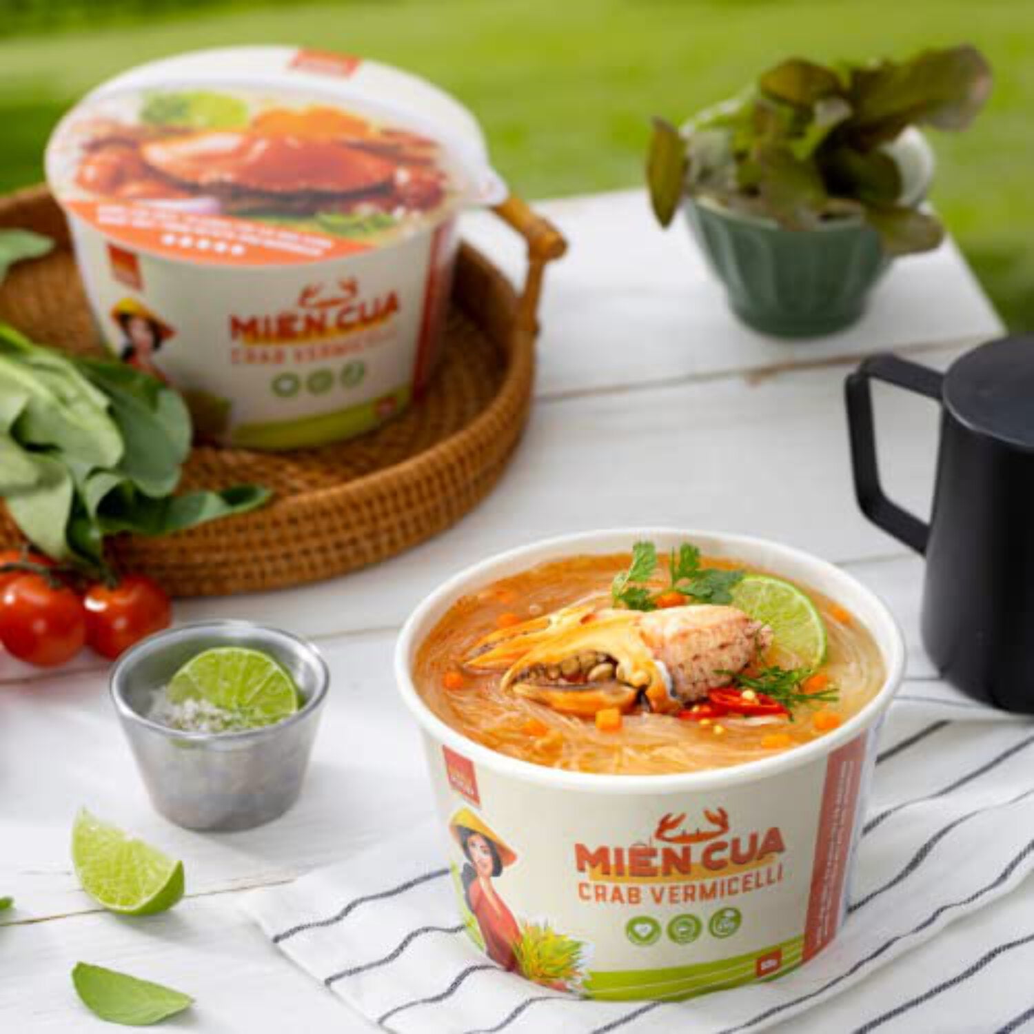 Instant Crab Flavored Glass Noodle (9 Bowls/Box): $1.99/Bowl (55g), Fork Included by Simply Food