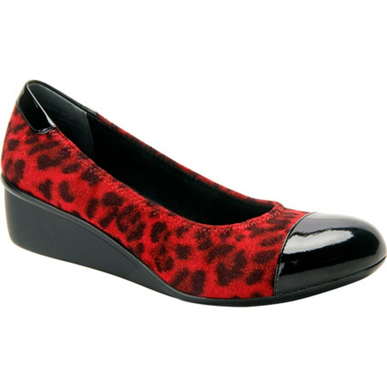Women s Ros Hommerson Elizabeth Red Print Stretch 8.5 W Walmart