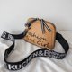 thumbnail image 3 of Bolsa de mensajero de concha de mujer coreana retro de hombro cruzados diarios de cuero de PU Tmvgtek Para Estrenar, 3 of 9