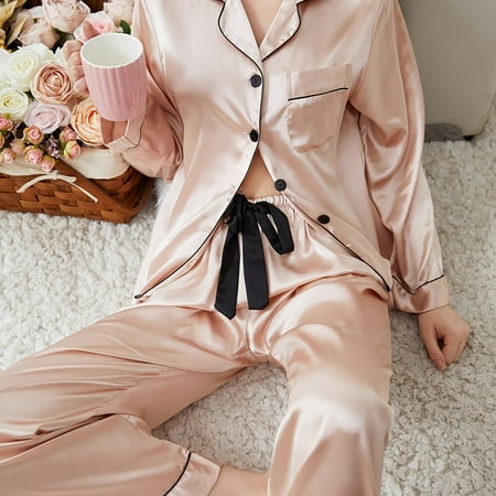 

Elegant Comfortable Satin Sleepwear Lightweight Button Up Blouse Pajama Top & Elastic Waistband Pajama Pants Women‘s Loungewear & Sleepwear