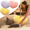 thumbnail image 1 of Almohada decorativa en forma de corazón - Cojín decorativo ultra suave de piel sintética para sofá, cama y salón - 18 pulgadas, 1 of 6