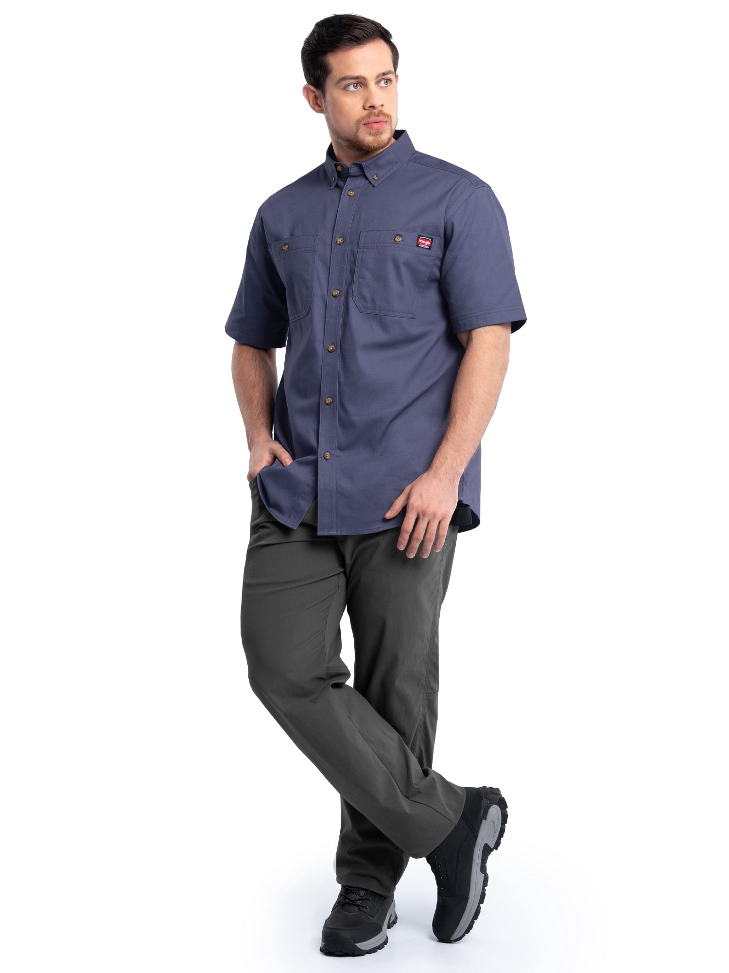 Wrangler Workwear Men’s Short Sleeve Durable Twill Pen Pocket Work Shirt, size S-3XL