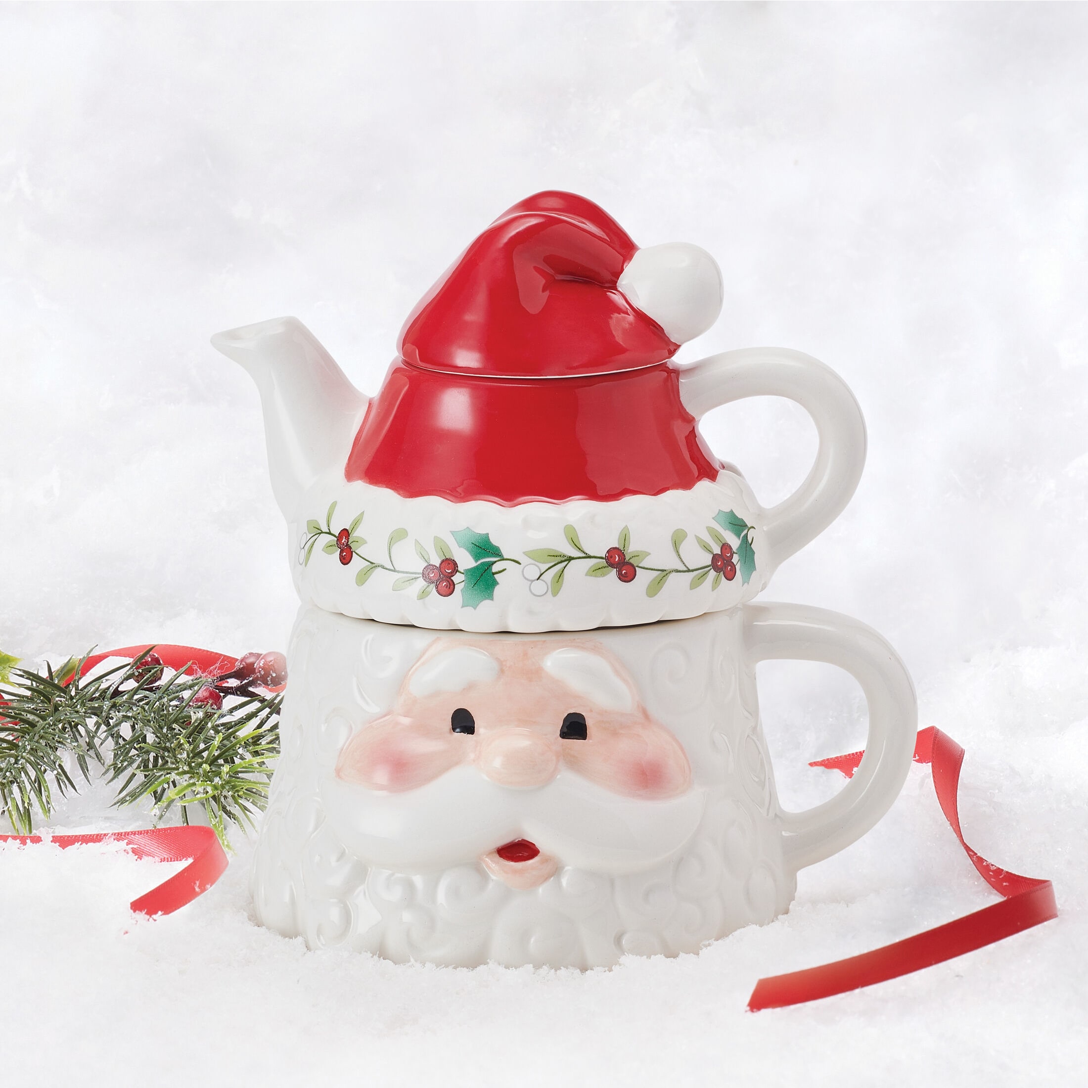 Pfaltzgraff Winterberry Dolomite Santa Teacup For One