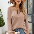 thumbnail image 2 of Top de mujer de manga larga de color sólido tejido suelto y sexy con cordones suéter con cuello en V Pompotops hdfakjf11847, 2 of 6