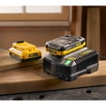 thumbnail image 3 of Kit de Baterías 20V* y Cargador Bivolt DEWALT (SCB224CK-B3), 3 of 7