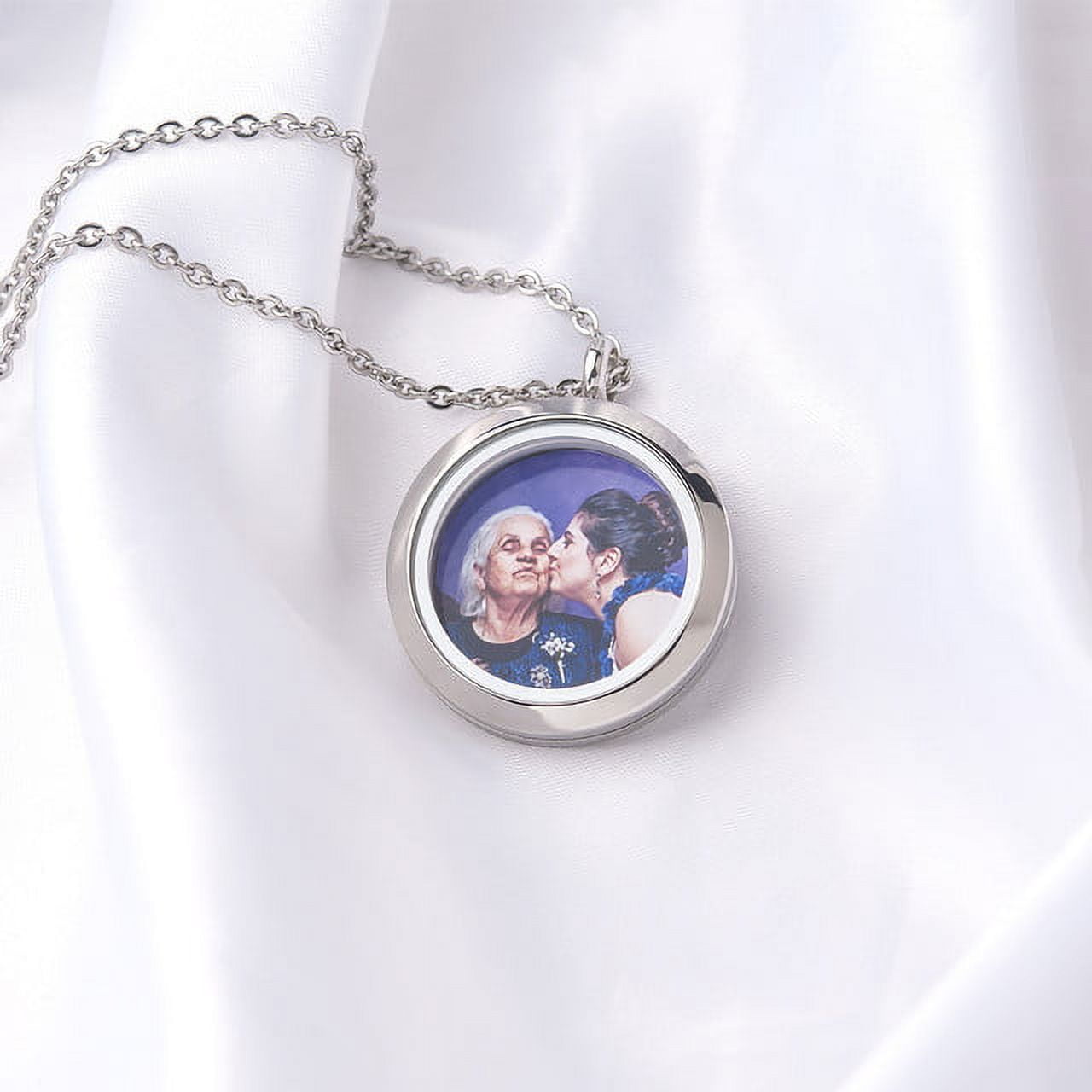 Personalized Wife Christmas Gift - Family Photo Necklace - Locket Necklace With Photo - Child and Mom Photo Necklace - Picture Locket Necklace