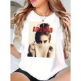 thumbnail image 1 of Camiseta deportiva informal y sencilla con cuello redondo y manga corta para mujer, con estampado de chica inglesa creativa, cómoda para vacaciones de verano., 1 of 6