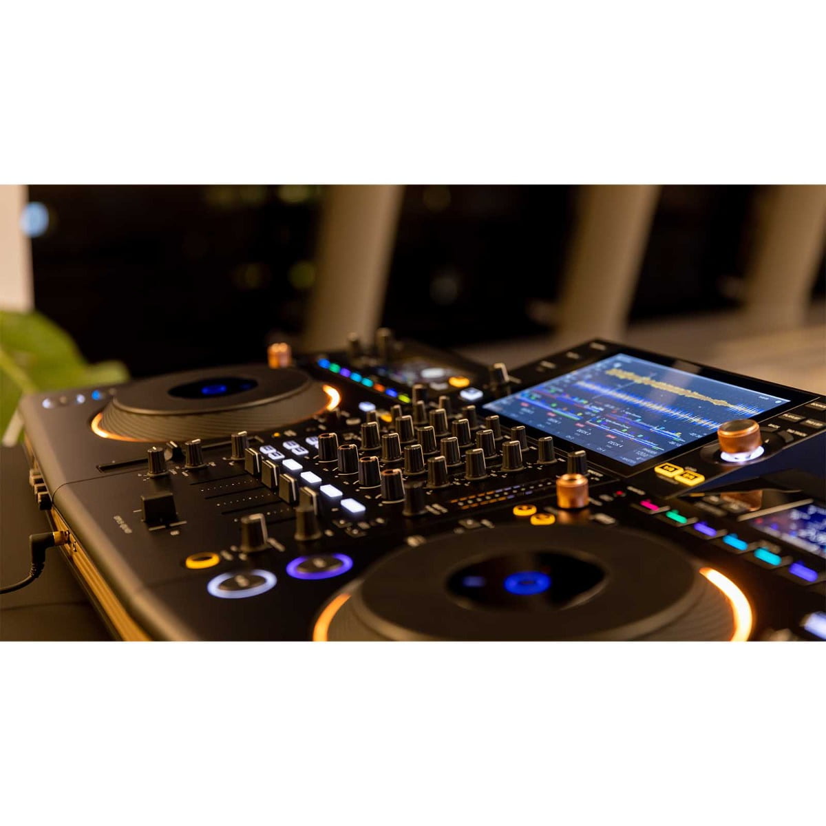 Pioneer DJ OPUS-QUAD 4-Channel All-in-One DJ System with EVA Molded Soft Carrying Case Package
